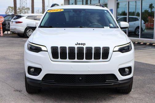 Bright White Clearcoat 2021 Jeep Cherokee Altitude