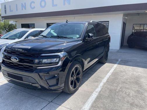 Agate Black Metallic 2023 Ford Expedition Limited