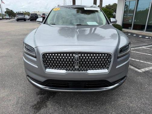 Silver Radiance Metallic Clearcoat 2022 Lincoln Nautilus Standard
