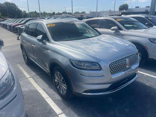 Silver Radiance Metallic Clearcoat 2022 Lincoln Nautilus Standard