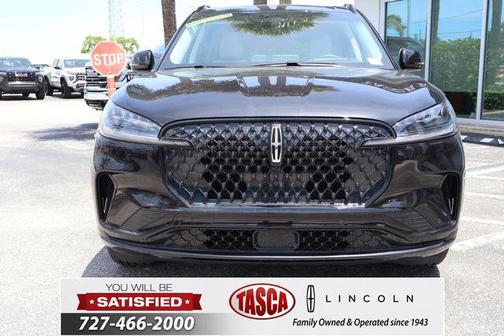 Infinite Black Metallic Clearcoat 2025 Lincoln Aviator Premiere