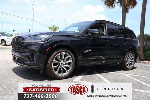 Infinite Black Metallic Clearcoat 2025 Lincoln Aviator Premiere