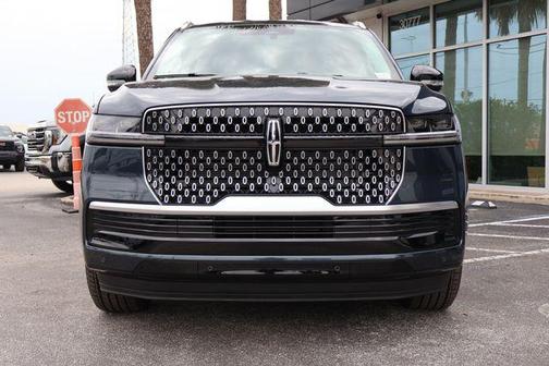 Flight Blue Metallic Clearcoat 2026 Lincoln Navigator Premiere