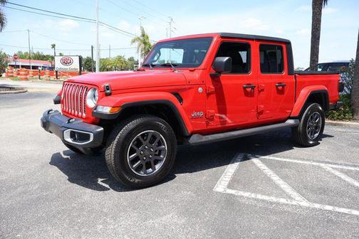 Firecracker Red Clearcoat 2020 Jeep Gladiator Overland