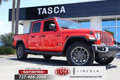 Firecracker Red Clearcoat 2020 Jeep Gladiator Overland