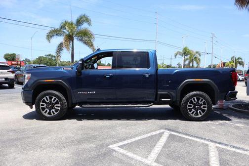 Pacific Blue Metallic 2022 GMC Sierra 2500 AT4