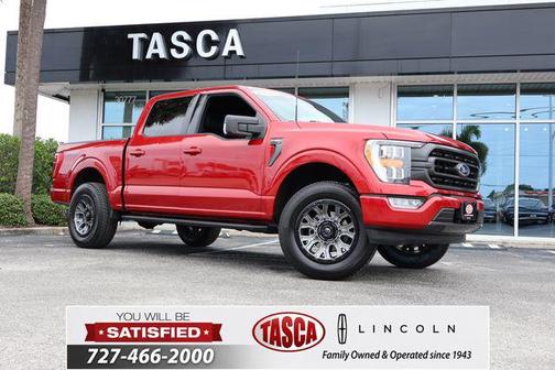 Rapid Red Metallic Tinted Clearcoat 2021 Ford F-150 XLT