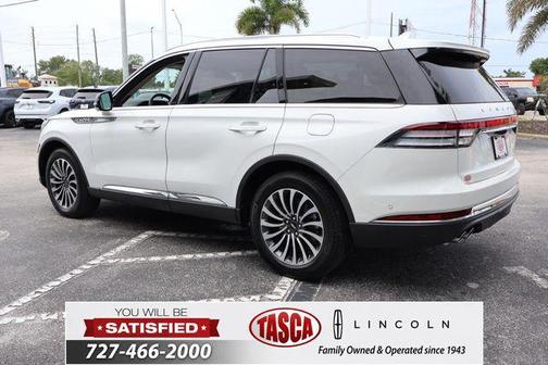 White 2022 Lincoln Aviator Reserve AWD