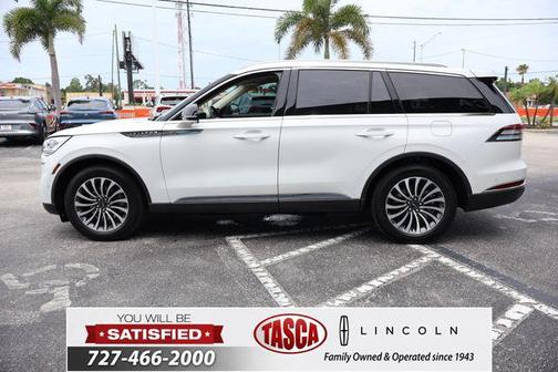 White 2022 Lincoln Aviator Reserve AWD
