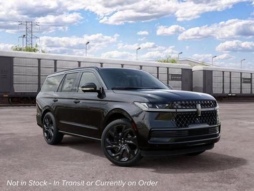 Infinite Black Metallic Clearcoat 2027 Lincoln Navigator Reserve