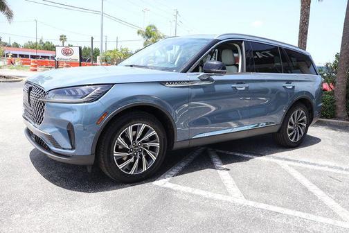 whisper blue metallic clearcoat 2026 Lincoln Aviator Premiere