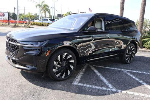 Infinite Black Metallic Clearcoat 2026 Lincoln Nautilus Reserve