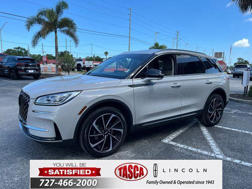 Ceramic Pearl Metallic Tri-Coat 2024 Lincoln Corsair Reserve