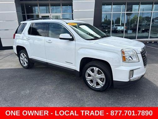 Summit White 2017 GMC Terrain SLE-2