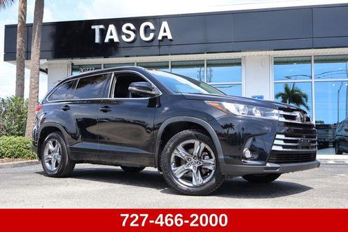 Midnight Black Metallic 2018 Toyota Highlander Limited Platinum