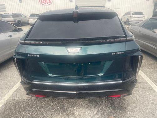 Emerald Lake Metallic 2024 Cadillac LYRIQ Luxury