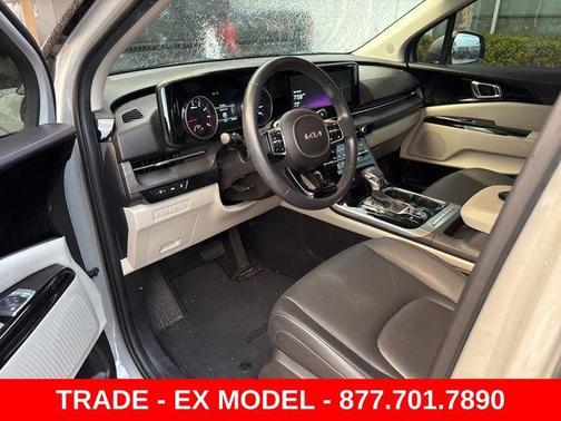 Ceramic Silver 2023 Kia Carnival EX
