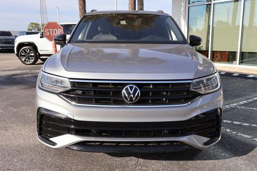 Silver Metallic 2023 Volkswagen Tiguan 2.0T SE R-Line Black