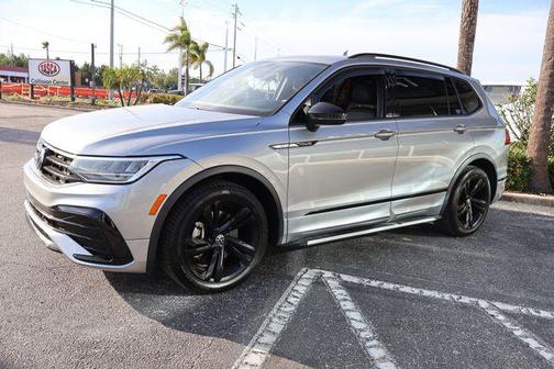Silver Metallic 2023 Volkswagen Tiguan 2.0T SE R-Line Black