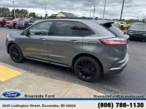 2022 Ford Edge ST-LINE
