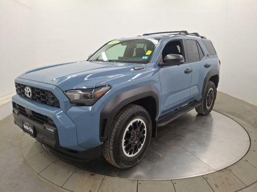 2025 Toyota 4Runner Hybrid TRD