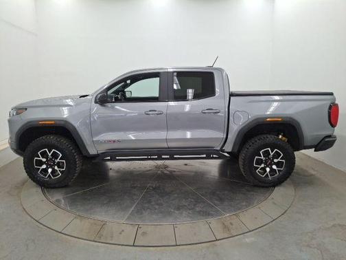 2024 GMC Canyon AT4X