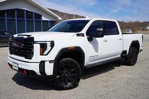 Summit White 2024 GMC Sierra 2500 AT4