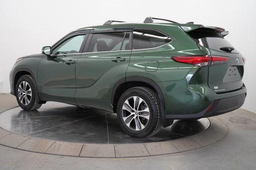 06X5 2023 Toyota Highlander L