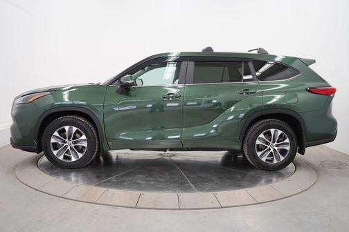 06X5 2023 Toyota Highlander L