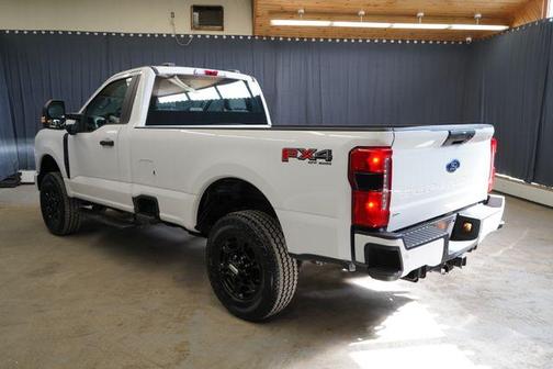Oxford White 2023 Ford F-350 XL