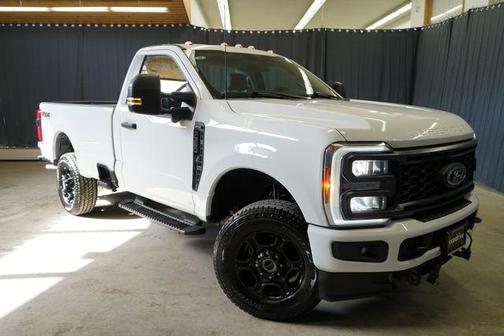 Oxford White 2023 Ford F-350 XL
