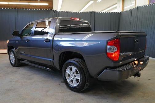 Magnetic Gray Metallic 2016 Toyota Tundra SR5