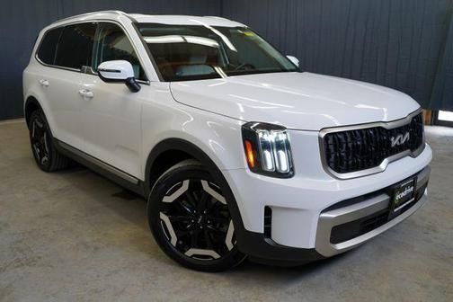 Glacial White Pearl 2023 Kia Telluride EX