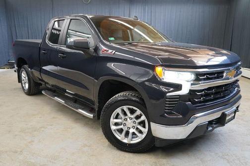 Dark Ash Metallic 2023 Chevrolet Silverado 1500 LT