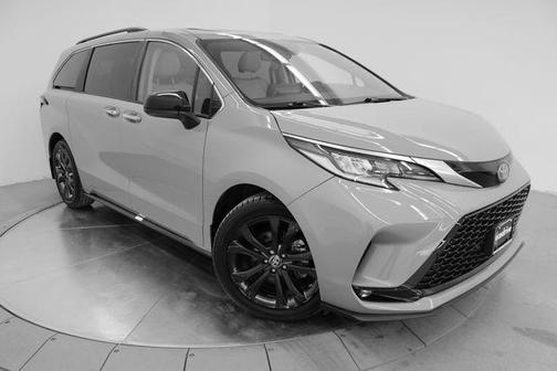 2024 Toyota Sienna XSE 7 Passenger