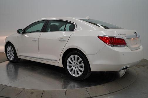 White Diamond Clearcoat 2013 Buick LaCrosse Leather