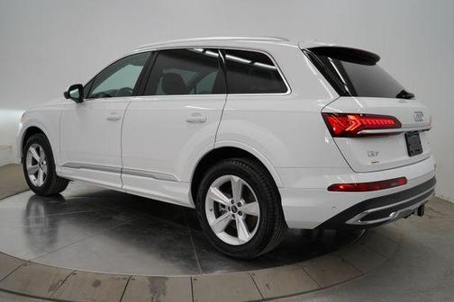 Carrara White 2023 Audi Q7 45 Premium