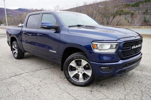 Patriot Blue Pearlcoat 2023 RAM 1500 Laramie