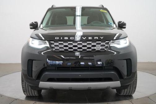 2024 Land Rover Discovery P300 S