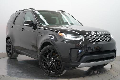 2024 Land Rover Discovery P300 S