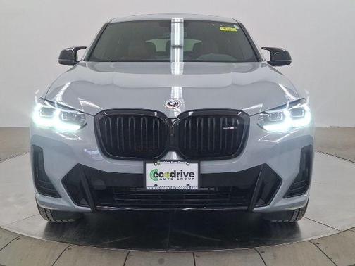 2023 BMW X4 M40i