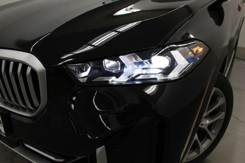 Black 2025 BMW X5 xDrive40i