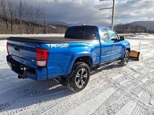 2016 Toyota Tacoma TRD Sport
