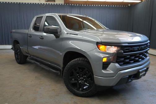 Sterling Gray Metallic 2024 Chevrolet Silverado 1500 Custom