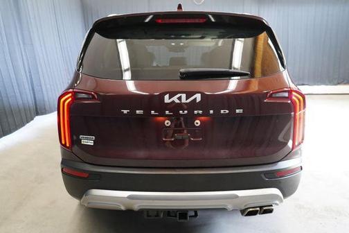 Sangria Red 2022 Kia Telluride EX