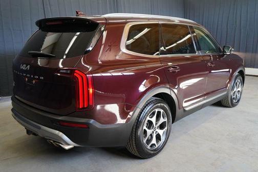 Sangria Red 2022 Kia Telluride EX