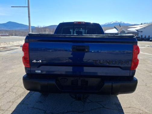 2015 Toyota Tundra SR5