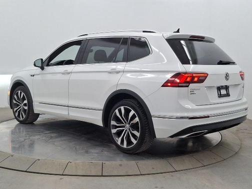 2018 Volkswagen Tiguan 2.0T SEL Premium