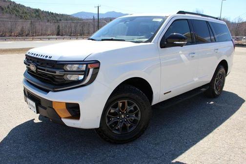 White Metallic 2025 Ford Expedition Tremor