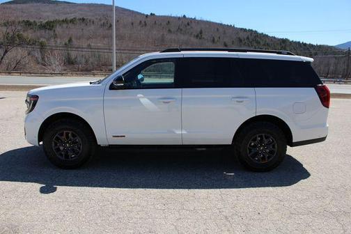 White Metallic 2025 Ford Expedition Tremor